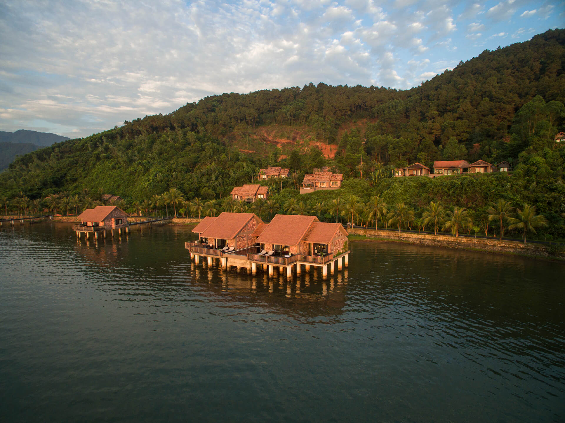 2BR-Water-Pool-Villa2